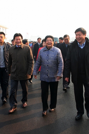 2011年12月14日，第十届全国人大常委会副委员长顾秀莲、中国石油和化学工业联合会长李勇武等参加铜化集团成立20周年庆典，莅临公司视察。